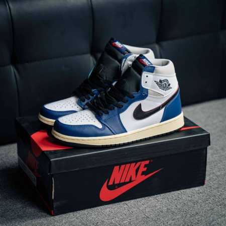 Air Jordan 1 乔丹篮球鞋男女运动鞋潮流板鞋 货号：Dz5485 100 尺码：36 36.5 37.5 38 38.5 39 40 40.5 41 - 点击图像关闭