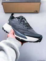 The North Face Altamesa 500 北面缓震越野跑鞋户外透气徒步鞋 中底搭载的是 The North Face 专研的Dream超临界发泡材