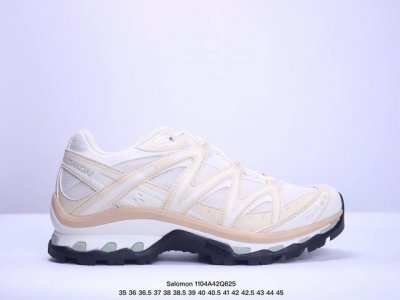 Salomon 萨洛蒙 男女鞋真标半码制，原楦原纸版开发，采用透气网布与防护皮革组合鞋面材质，牛角扣系带开合，外置4D先进科技以及Contagrip大底法国户外