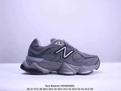 New Balance Nb9060 复古休闲运动慢跑鞋u9060Zga 灰白蓝 鞋款灵感源自设计师本人对夏日的怀日回忆。鞋面大身由空间双格及磨砂鞋面拼接而生，