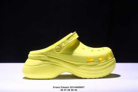 100 卡骆驰Crocs Classic Clog 卡骆驰系列休闲沙滩洞洞拖鞋凉鞋 超轻Croslite专利材料打造 鞋面更加耐用易清洗 该鞋款轻盈舒适 200 - 点击图像关闭