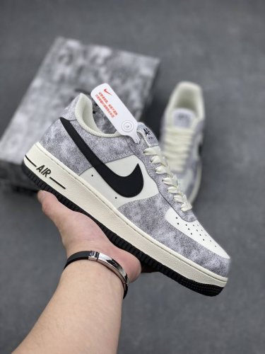 新品出货 公司级 Nike Air Force 1 Low ’07 岩石黑色 空军一号低帮休闲板鞋 原厂定制皮料 定制鞋盒 3M反光 原楦原纸板 纯正版型 正品