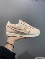 Nike Classic Cortez 耐克经典轻便舒适阿甘鞋休闲跑步鞋运动鞋 纯粹而执着的精神 使得Cortez种在了一代人的心里 无论是否喜欢它复古的鞋型