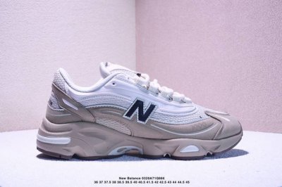 220 公司级新百伦New Balance 1000 系列低帮复古老爹风休闲运动跑步鞋 new Balance 在不同配色上其鞋面材质呈现不同感觉，无论是运动风