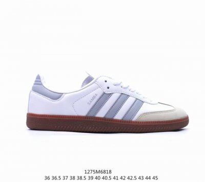 Adidas Originals Samba Og 桑巴舞 系列绅士德训足球风百搭低帮休闲运动板鞋“皮革白奶蓝生胶底” 货号：Ie0877 尺码：36 36.5