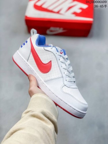Nike Court Vision Low白宝蓝 小空军 高帮百搭透气休闲运动板鞋。 百搭单品正面、内侧、外侧、前面和后面视角看下这双白又白的小白鞋，它好像是一