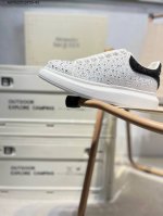 340 alexander Mcqueen/麦昆 亚历山大麦昆亚历山 大盒包装 2024Ss春夏首发 时尚代表的小姐姐 肯定要走在时尚的风口！鞋子独特的个性增加