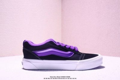 Vans Knu Skool 百搭休闲防滑减震低帮 板鞋男女同款黑紫 颜色：Vans面包紫底紫条 尺码：35 36 36.5 37 38 38.5 39 40