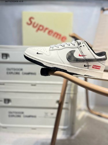 Nike Sb Dunk Low“Supreme联名” 周年高端定制 低帮休闲板鞋 定制鞋盒 超高清洁度 皮料切割干净无任何毛边 细节完美Xf8698 Aa77