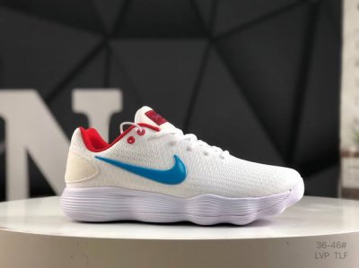 160 真标带半码耐克(Nike)Hyperdunk2017Low 低帮 实战篮球鞋 男款运动鞋。延续低调实用的外观设计，提供更为强劲的赛场表现。初看 Hype