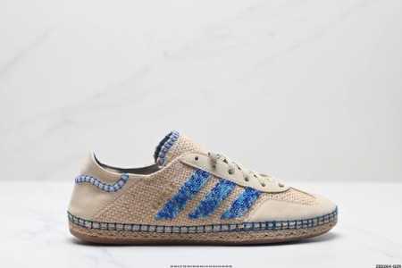 公司级clot Gazelle By Ec2024年新款平底德训鞋男女款时尚百搭休闲运动板鞋潮牌芭蕾阿甘鞋 鞋侧同样是玻璃珠手工刺绣，以皮革 + 麂皮打造的 C - 点击图像关闭