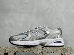 Dt 放店私 过验级别 New Balance 灰银色 货号：Mr530Bs 尺码：36 36.5 37.5 38 38.5 39 40 40.5 41 42