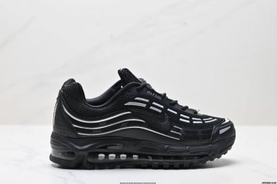 公司级Nike Air Max Tl 2.5 耐克大气垫 减震 耐磨 休闲跑步鞋 搭配全掌式 Max Air 气垫为步伐注入充沛活力中底完美拉帮 钢印注胶孔一应