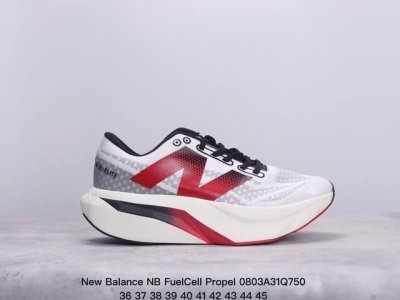 新百伦new Balance Nb Fuelcell Propel 防滑耐磨厚底低帮跑步鞋 new Balance的fresh Foam中底材料 极佳的组成结构