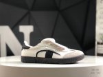 冠军Champion Essentials Champ T-Trainer 基础训练系列 德训足球风运动板鞋 原楦原纸版开发 内嵌环保海玻璃Eva鞋垫 采用荔枝