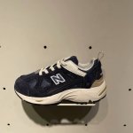 爆红顶配版新百伦 Nb878猪八皮钜献 高端版本 尺码26-37 耗尽时间与精力打版这款鞋最终出来的成果，不管是从面料还是鞋型来说，与原版几乎没啥区别匠心品质！