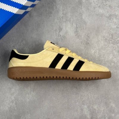 本地 核心私 Adidas Originals Bermuda 马卡龙配色 绒面麂皮防滑耐磨轻便低帮板鞋 整双鞋以传统的低帮呈现的清新造型 鞋身以细腻的头层猪巴