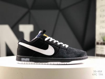 耐克Nike Sb Zoom Dunk Low 板鞋 系列经典百搭休闲运动板鞋 货号：Dx6775-400 尺码：36 36.5 37.5 38 38.5 39
