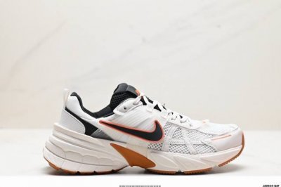 真标耐克Nike Wmns V2K Runtekk Low”White Grey Pink”复古潮系列未来复古老爹风百搭休闲运动慢跑鞋 货号:Fn0738-10