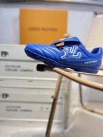 430 louis Vuitton Footprint Soccer Lv 皮革 2025春夏男士系列圆头系带低帮生活休闲鞋 2025春夏系列时装展中亮相，是P
