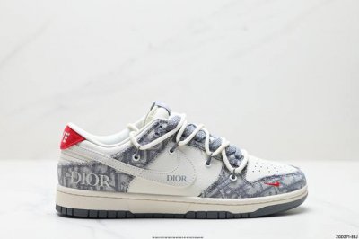 公司级Nk Dunk Low Retro “Diy高端定制” 低帮休闲运动板鞋 原装头层材料 用料绝不含糊 独家版型蒸餾加工帶來的是更好的视觉和脚感体验 清洁度