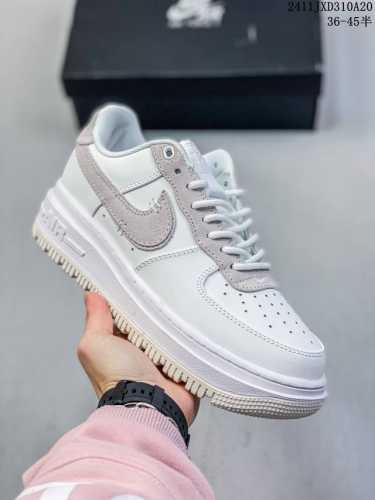 采用纤维荔枝纹牛培皮革鞋面材质 绝对的秋冬神器，全新耐克nike Air Force 1 Low Luxe Black Gum 空军一号改良防滑厚底低帮百搭休闲