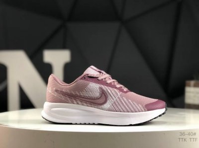 真标带半码Nike耐克官方Defy Run 1 男女子训练鞋透气缓震健身运动鞋 男女同款训练鞋。织物网面透气鞋面耐久設計，柔軟緩震系統，讓你舒適完成健身，輕鬆日