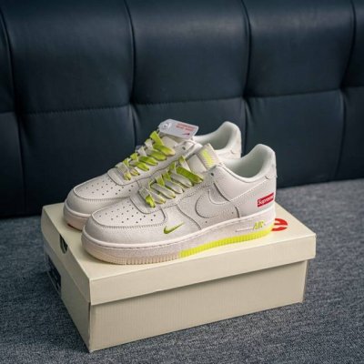 核心私 Air Force 1 原装级别 原楦头原纸板 打造纯正空军版型专注外贸渠道 全掌内置蜂窝气垫 原盒配件 原厂中底钢印、拉帮完美 货号：Bb7577 2