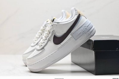 真标耐克Nike Wmns Air Force 1 Shadow全新少女系解构主义设计 马卡龙空军一号轻量增高低帮百搭板鞋 为经典设计注入玩味元素 分层结构、加