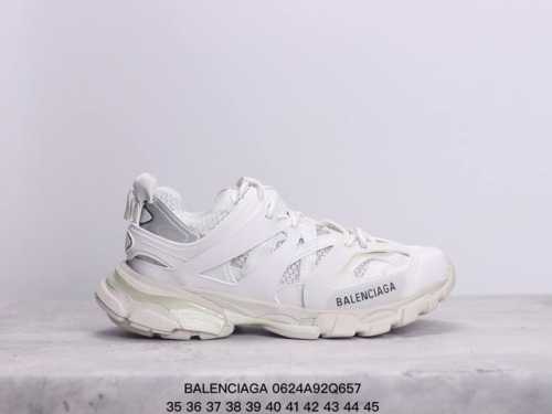 Balenciaga 巴黎世家 男女鞋升级品质版，原版一致配件防尘袋及附送鞋带，全部采用原档案原楦数据开发，1:1比例克重，原装全掌升级乳胶鞋垫设计，市面最为正