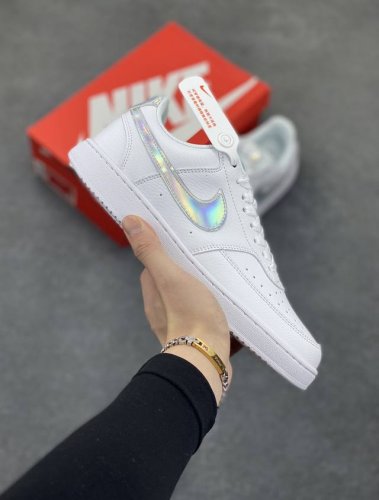 超级福利 核心特价 长期补货 Nike Court Borough 低帮百搭透气休闲运动板鞋男女鞋 经典耐用的设计，兼顾舒适脚感和出众风范，演绎匠心之作。结构性