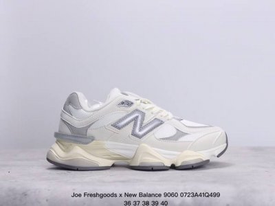 Joe Freshgoods X New Balance Nb9060 联名款 复古休闲运动慢跑鞋 鞋款灵感源自设计师本人对夏日的怀日回忆。鞋面大身由空间双格及