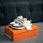 核心私 Air Jordan 1 乔丹篮球鞋男女运动鞋潮流板鞋 货号：Yx5066 323 尺码：36 37 37.5 38 38.5 39 40 40.5 4