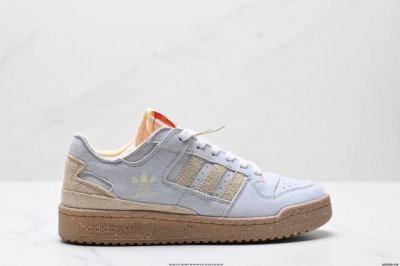 公司级阿迪达斯 Adidas Forum 84 Low Cl低帮百搭潮流休闲运动板鞋 以复古篮球鞋的外形为基础 采用皮革拼接 简约百搭 更加贴合舒适 中底内侧网