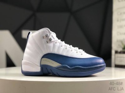 公司级带半码 耐克 Air Jordan 12 Retro 高帮 Aj12 乔丹12代 Aj12 乔12 高邦 乔丹篮球鞋系列 整双鞋采用黑红皮革配色打造 辅以