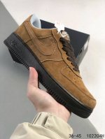 真标带半码！ 耐克Nike Air Force 1 Low 空军一号 低帮百搭休闲运动板鞋 柔软、弹性十足的缓震性能和出色的中底设计，横跨复古与现代的外型结合，