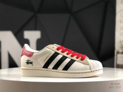 220 阿迪达斯/三叶草Adidas Originals Superstar 经典贝壳头系列低帮百搭休闲运动板鞋Supreme限定 货号： Bz2522 尺码：
