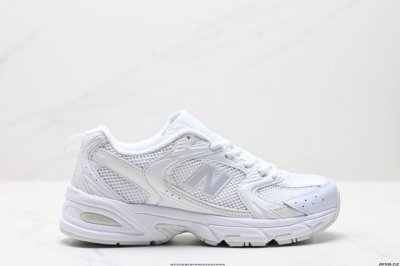 真标New Balance Mr530系列复古老爹风网布跑步休闲运动鞋 #采用优质纤维革+透气网眼布材质材质 货号:Mr530Aa1 尺码:36 37 37.5
