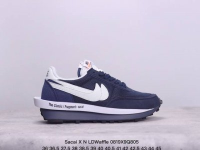 sacai X N Ldwaffle ”Midnight Spruce And University Red“ 华夫2.0 黑蓝红解构 三方联名 采用了别致配色