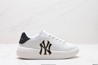 真标Mlb 纽约洋基队 Chunky Classic Heel Dia Monogram Logoerte 低帮 板鞋 货号:3Asxccb3N 尺码:35.5