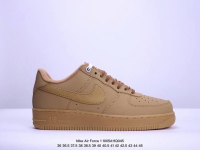 耐克nike Air Force 7 小麦二代空军一号低帮百搭休闲运动板鞋。柔软、弹性十足的缓震性能和出色的中底设计，横跨复古与现代的外型结合，造就出风靡全球三