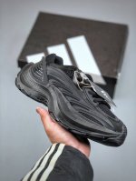 300支持放店 Adidas Xlg Mtw系列 舒适防滑透气 低帮 休闲跑步鞋男女同款与众不同的结构美学，在这种纯色氛围里，也可以有更纯粹的展现货号：Jr53