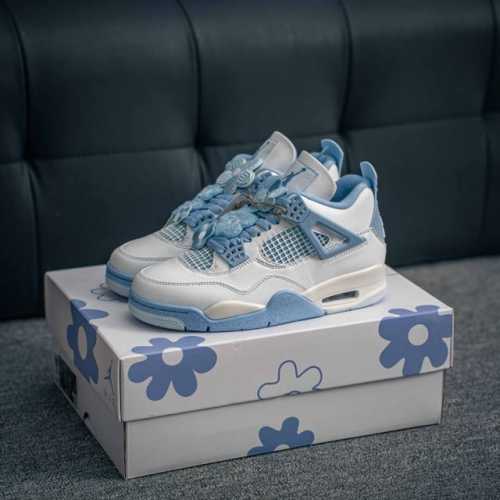 核心私 Air Jordan 4 Retro Aluminum 白蓝色 Aj4 乔丹4代 Aj4 乔4 白蓝色 乔丹篮球鞋系列 鞋身整体以白色皮革为主色调，辅以
