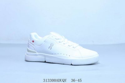 On 昂跑 The Roger Advantage 休闲百搭运动跑步鞋 货号 4898513 313300Aduqy 36-45