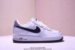 公司级Nk Air Force 1′07 Low 空军一号低帮百搭休闲运动板鞋 Bl15 89 柔软、弹性十足的缓震性能和出色的中底设计 横跨复古与现代的外型结