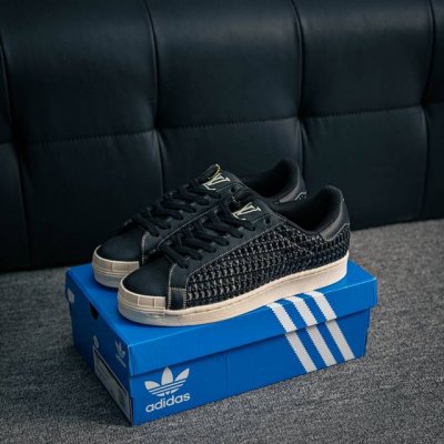 核心私 阿迪达斯Adidas三叶草 Originals Superstar贝壳头系列低帮经典百搭休闲运动板鞋 货号：Ie8878 尺码：35 36 36.5 3
