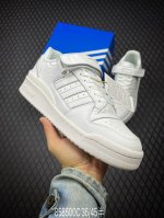 公司级阿迪达斯 Adidas Forum Low低帮百搭潮流休闲运动板鞋 以复古篮球鞋的外形为基础 采用皮革拼接简约百搭 更加贴合舒适 中底内侧网格造型起到点睛