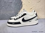 220 #新品上市实拍 耐克 Nike Court Borough Low *猿人头小空军 低帮百搭透气休闲运动板鞋男女鞋。经典耐用的设计，兼顾舒适脚感和出众风