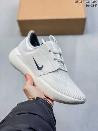 公司级Nike Vomero 18 耐克 舒适减震防滑 低帮跑步鞋 全掌Reactx泡绵中底 前掌和后跟还配备了Air Zoom单元 据说跑起来更快更舒适哦 这 - 点击图像关闭
