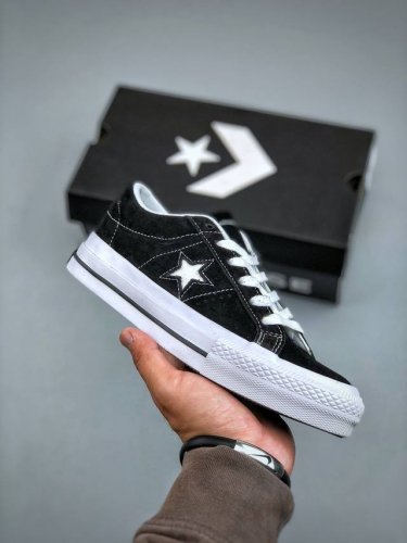 黑标系列 Converse One Star 木村一星硫化板鞋 日产经典鞋身长绒翻毛皮 市面最为正确硅蓝Pu中底 原装硫化工艺 高清洁度做工 型号：171587
